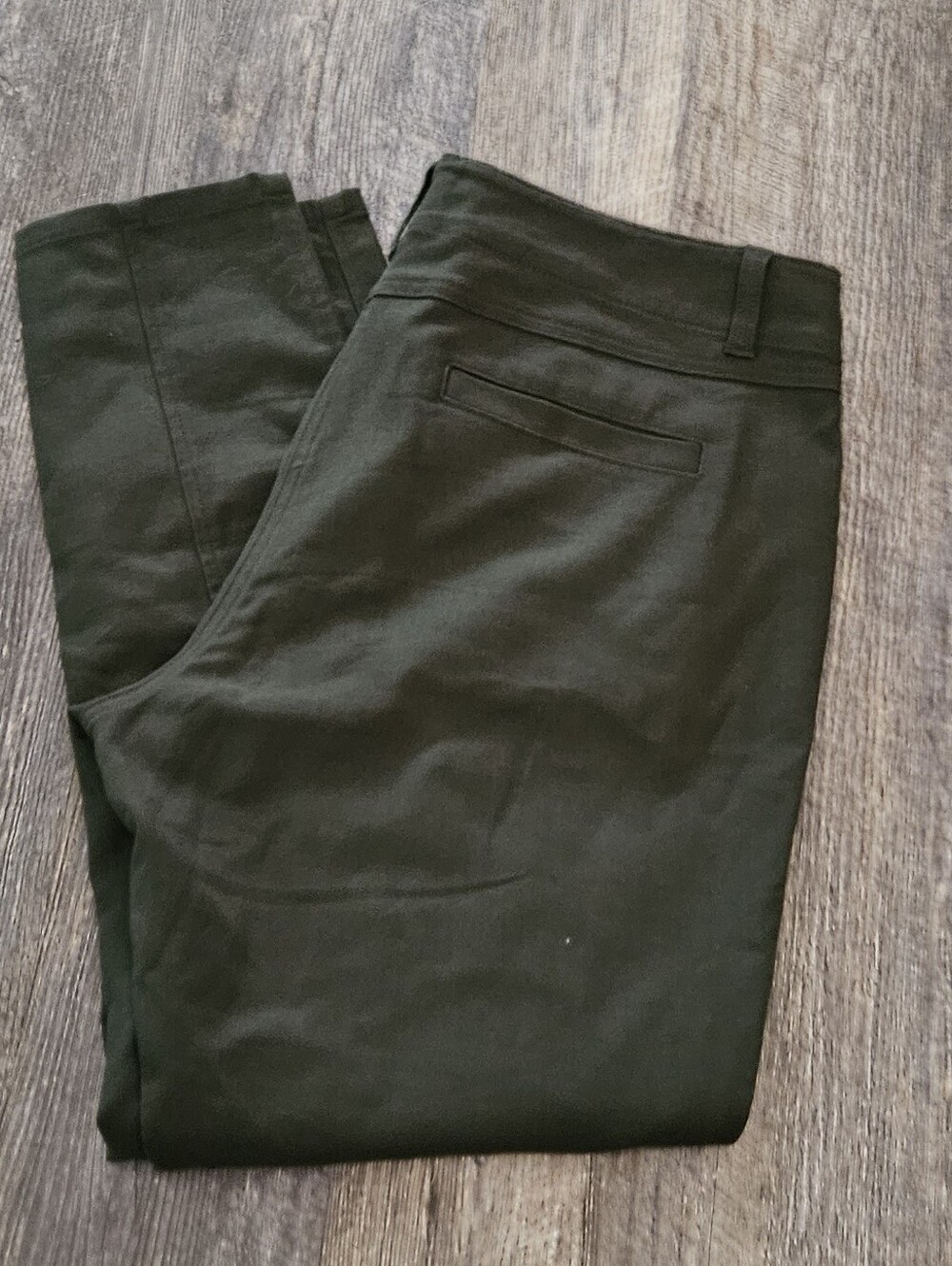 Vineyard Vines Olive Green Chino Pants
